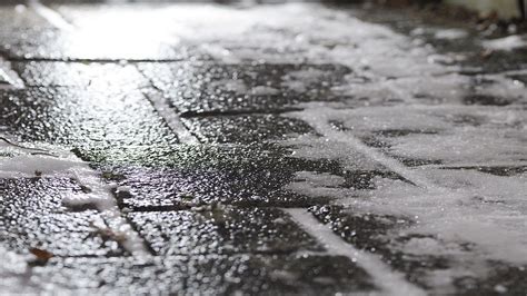 Black Ice .